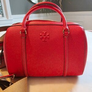 Tory Burch Thea Textured Satchel In Poppy Red